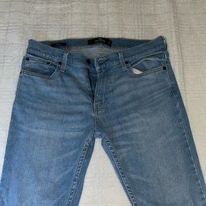 Hollister jeans good condition.
